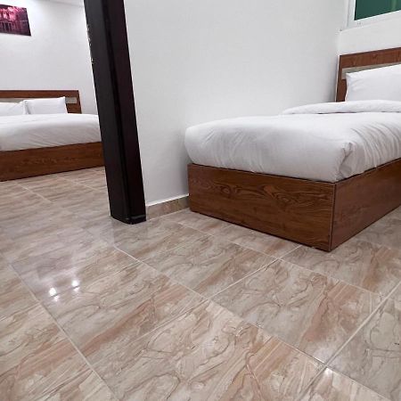 Petra Family Hotel Вади Муса Экстерьер фото