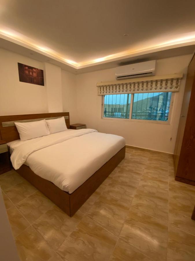 Petra Family Hotel Вади Муса Экстерьер фото