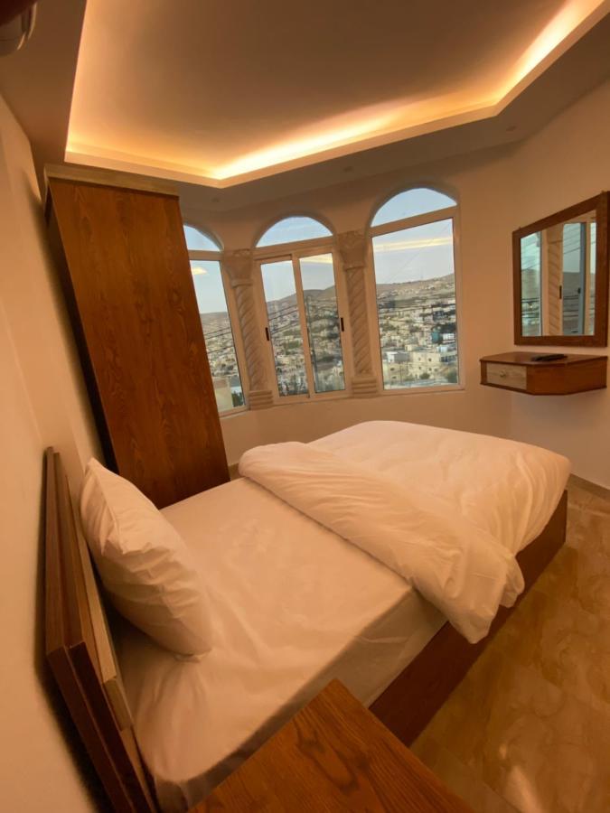 Petra Family Hotel Вади Муса Экстерьер фото