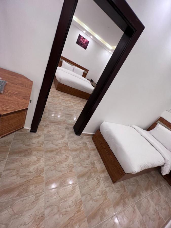 Petra Family Hotel Вади Муса Экстерьер фото