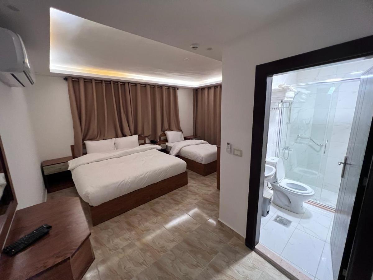 Petra Family Hotel Вади Муса Экстерьер фото